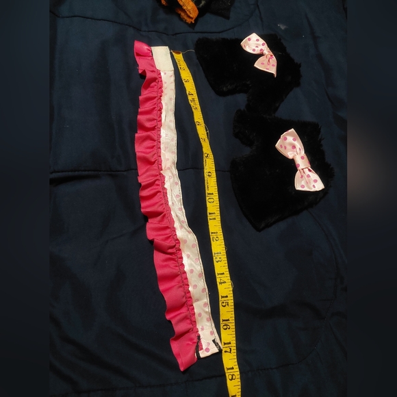 Kitten Mittens & Choker - Picture 2 of 2